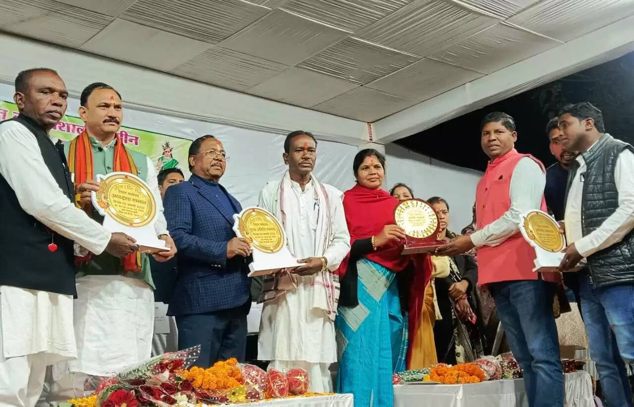 जनजातीय आस्था का तीर्थ आल्हामाड़ा: सामाजिक एकता और सांस्कृतिक चेतना का जीवंत प्रतीक बना छेरता तिहार