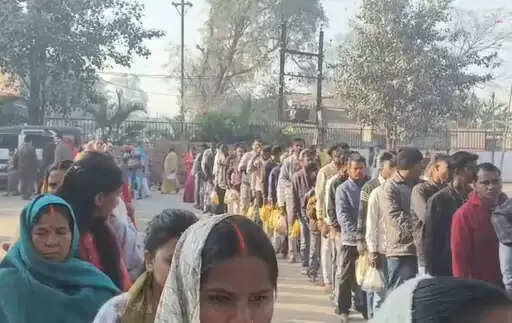 अंबिकापुर&nbsp;:&nbsp;नववर्ष 2026 की पहली सुबह आस्था, उल्लास और सैलानियों से गुलजार अंबिकापुर–मैनपाट