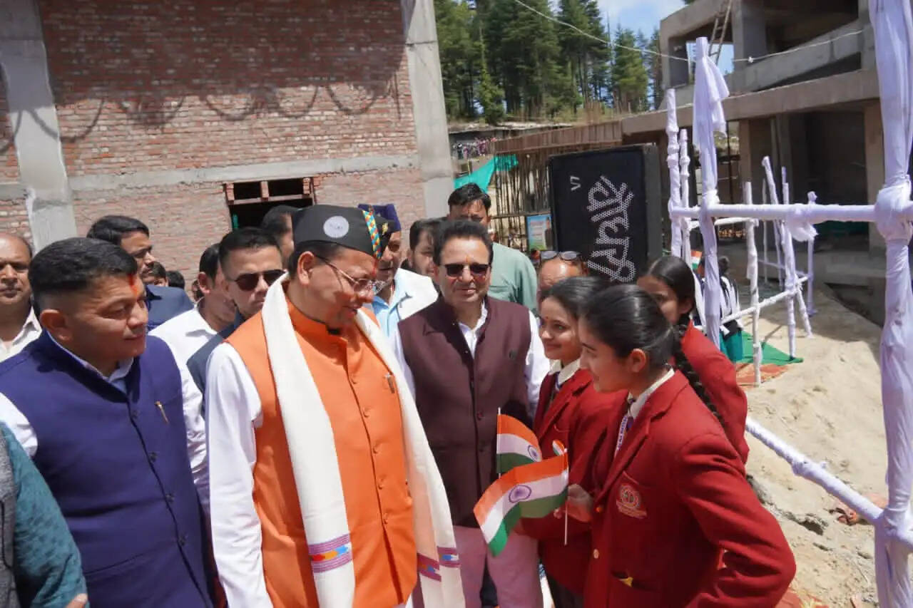 चम्पावत में बन रहा अत्याधुनिक साइंस सेंटर, मुख्यमंत्री ने किया निरीक्षण