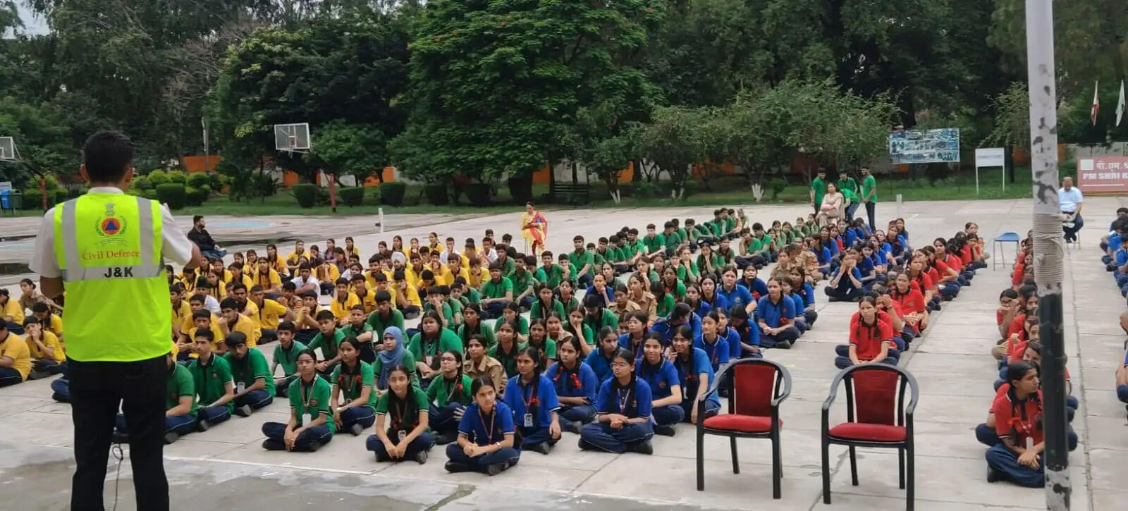 जम्मू में सिविल डिफेंस का पांच दिवसीय प्रशिक्षण कार्यक्रम संपन्न, 150 विद्यार्थियों ने लिया हिस्सा