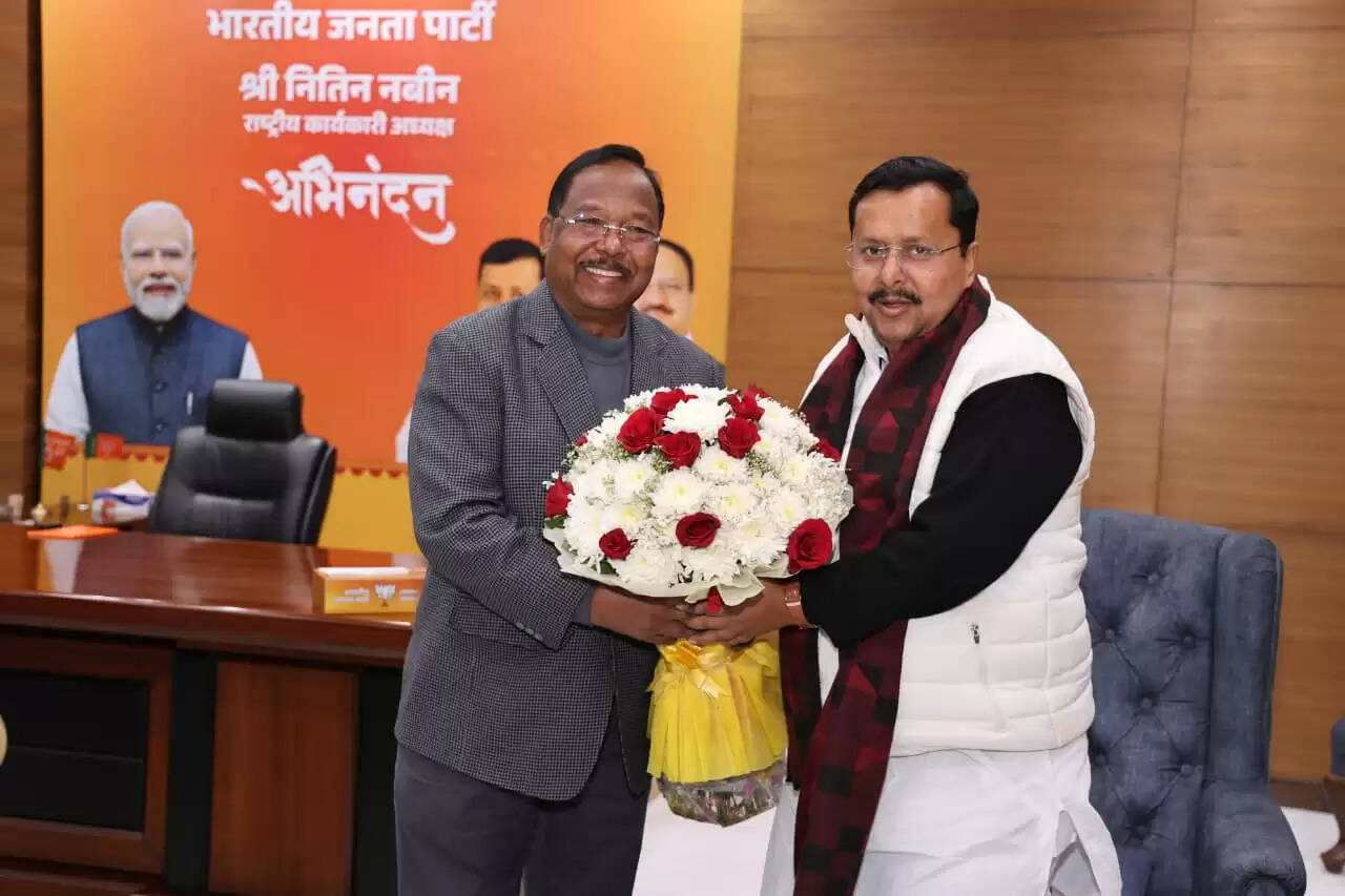 छत्तीसगढ़ के कृषि मंत्री रामविचार नेताम&nbsp;ने&nbsp;भाजपा&nbsp;के राष्ट्रीय कार्यकारी अध्यक्ष&nbsp;नितिन नबीन&nbsp;से&nbsp;की&nbsp;मुलाकात