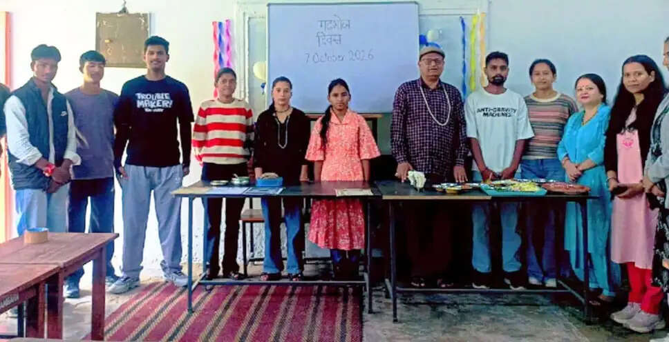 रामगढ़ महाविद्यालय में गढ़भोज दिवस पर सजी पारंपरिक व्यंजनों की प्रदर्शनी