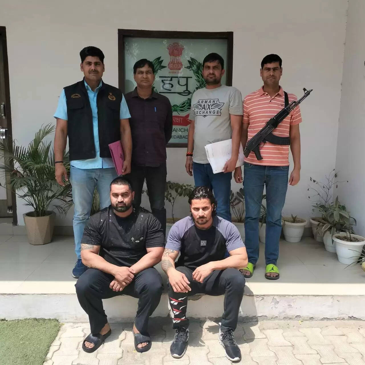 फरीदाबाद : घर के बाहर हवाई फायर करने वाले दो आरोपी दबोचे
