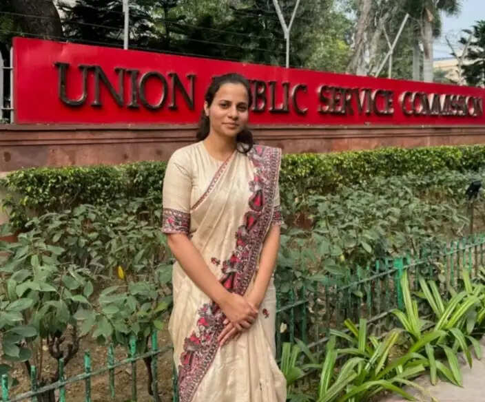 जिगना की आस्था ने यूपीएससी में लहराया परचम, हाइड्रोलॉजिस्ट पद पर चयन