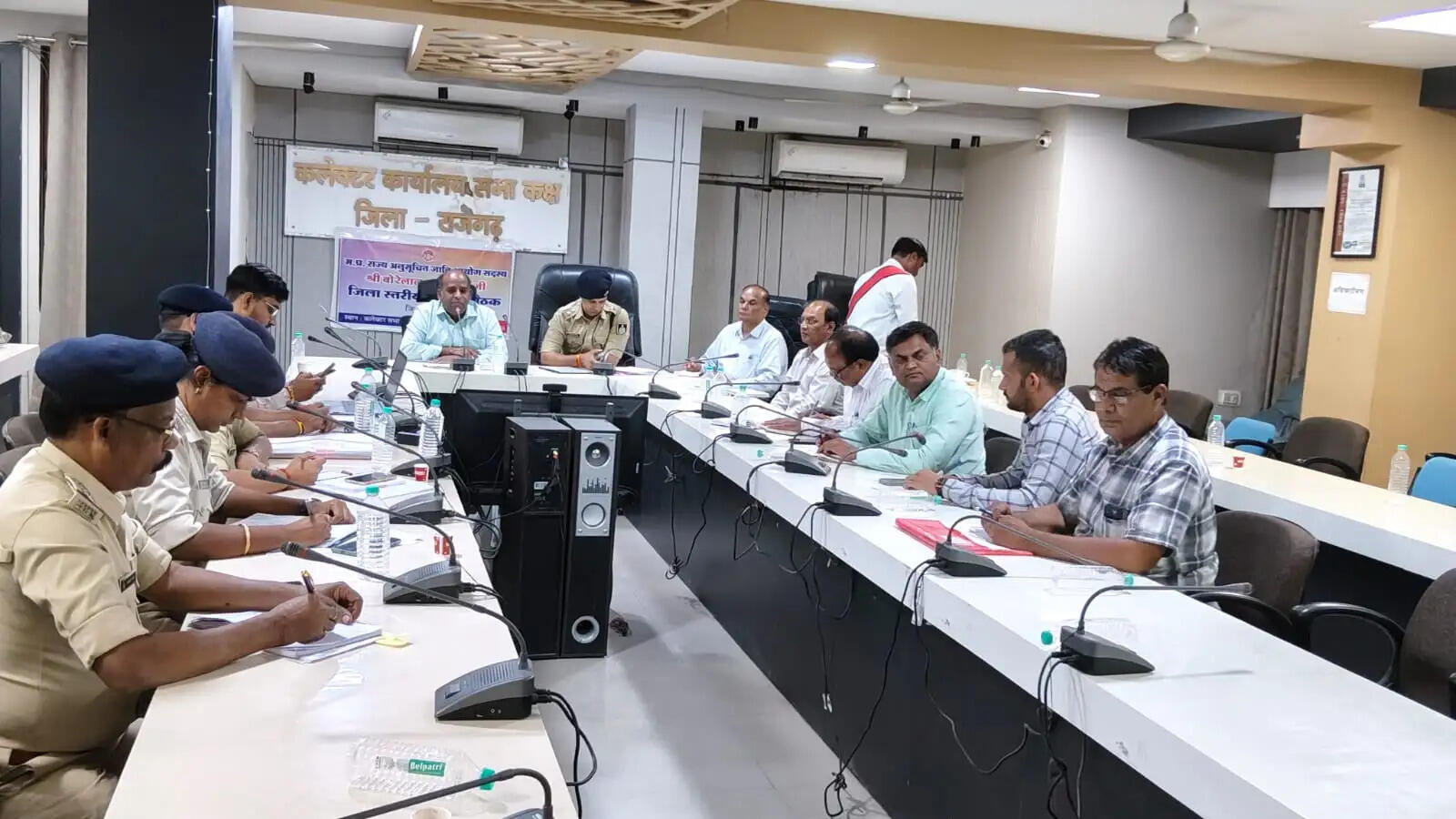 राजगढ़ःबिना लाइसेंस नहीं बिकेंगे पटाखे, दुकानों के बीच 3 मीटर की दूरी जरूरी
