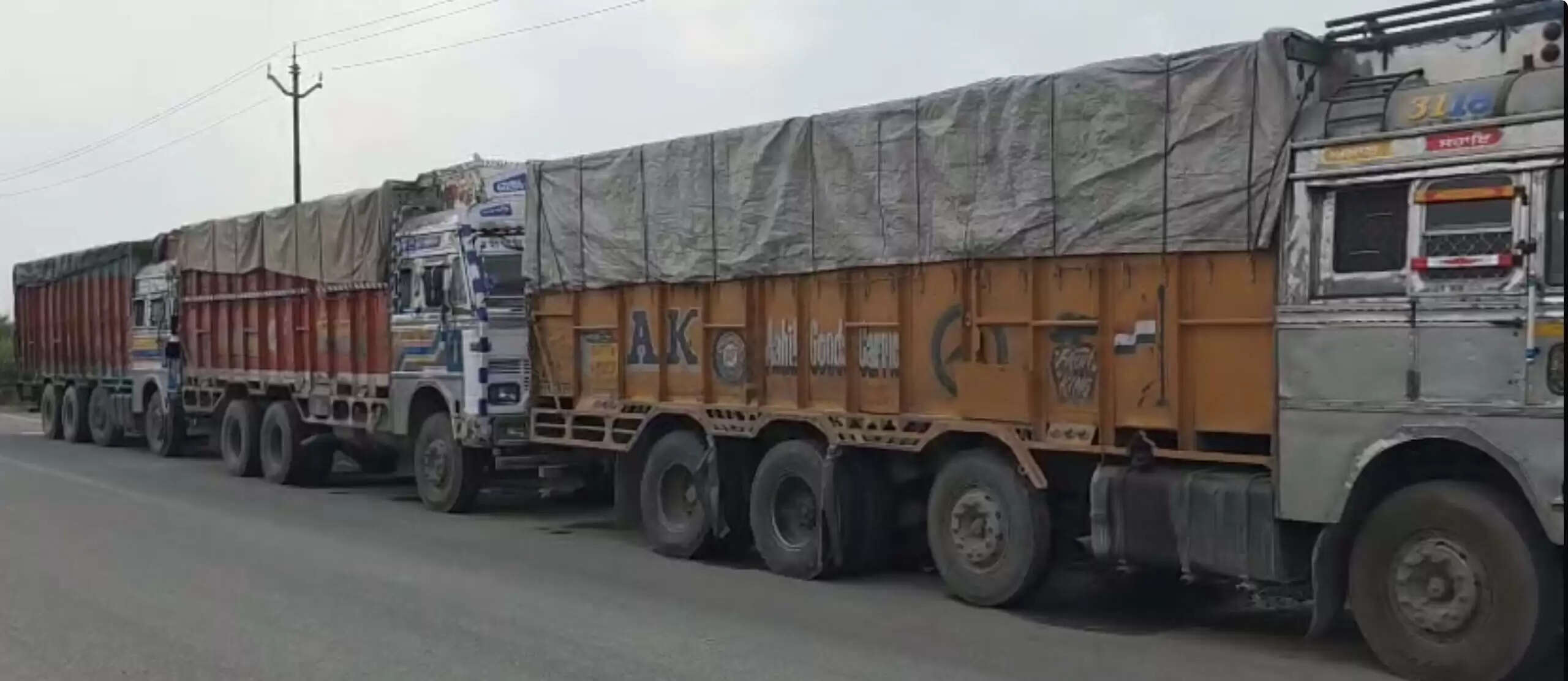 अवैध खनन में लिप्त पंजाब के तीन ट्रक जब्त, ए-फॉर्म फर्जी पाए गए