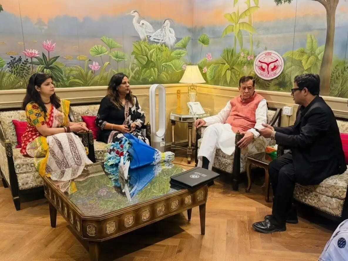 कनाडा चैंबर ऑफ कॉमर्स के पदाधिकारी विधानसभा अध्यक्ष सतीश महाना से मिले
