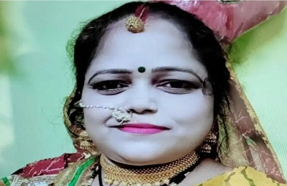 संतान सुख न मिलने की दर्द से परेशान महिला ने फंदे से झूलकर दी जान