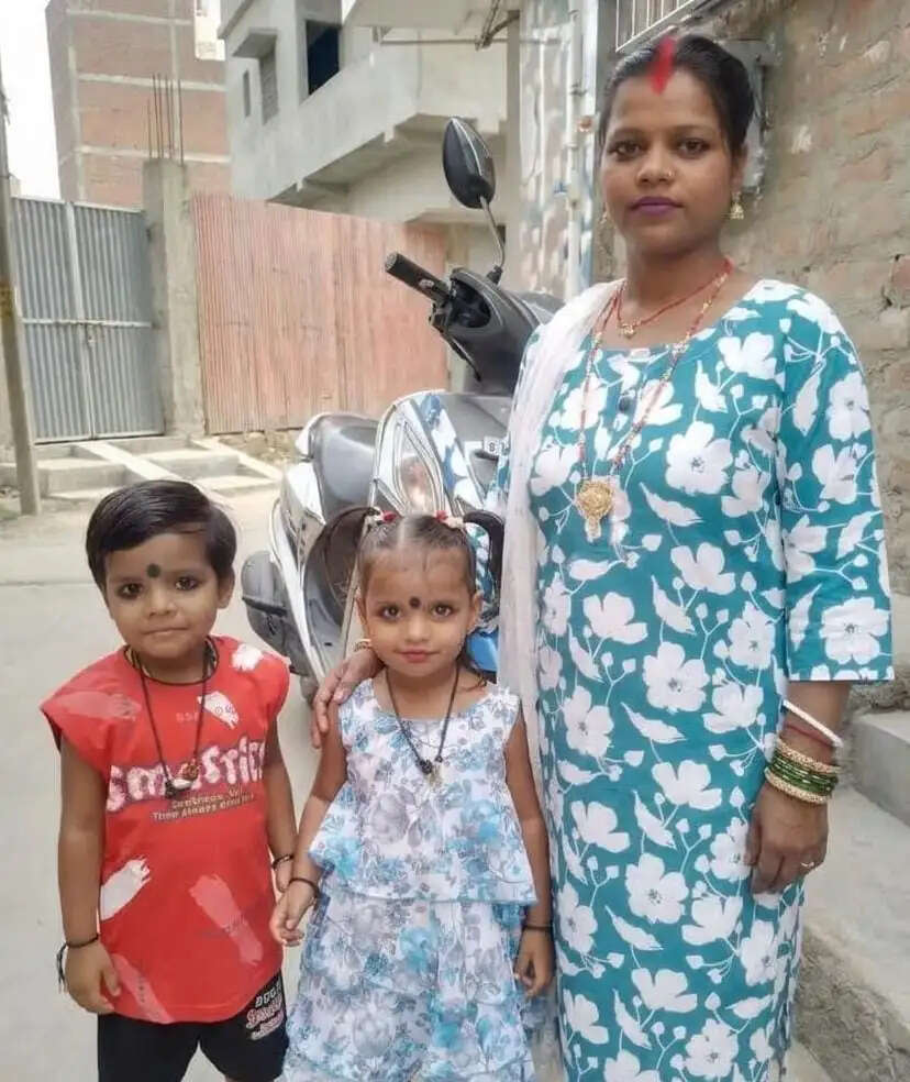 रहस्यमय हालात में दो मासूम बेटियों संग पत्नी लापता