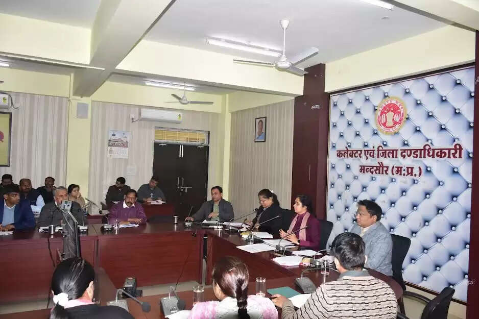 संकल्प से समाधान अभियान में 106 योजनाओं का लाभ पंचायत-वार्ड स्तर पर मिलेगा : कलेक्टर