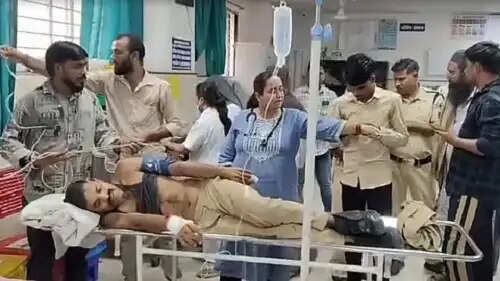 रायसेन जिला&nbsp;जेल में कैदी ने प्रहरी को मारी गोली, भागने की कोशिश में वारदात,&nbsp;जेल अधीक्षक निलंबित