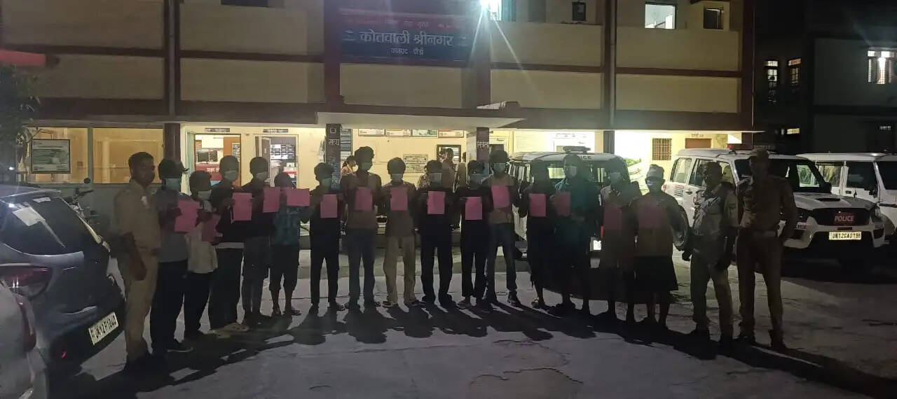 एनआईटी सुमाड़ी में हुड़दंग मचाने वालों पर पुलिस का शिकंजा, 15 दबोचे