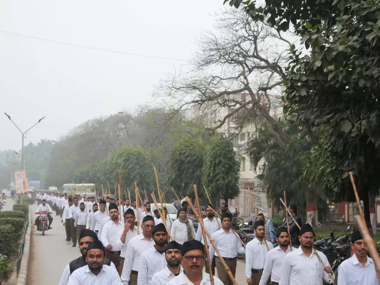 लघु भारत है काशी हिन्दू विश्वविद्यालय, जहां होता है राष्ट्र का चिंतन : रमेश