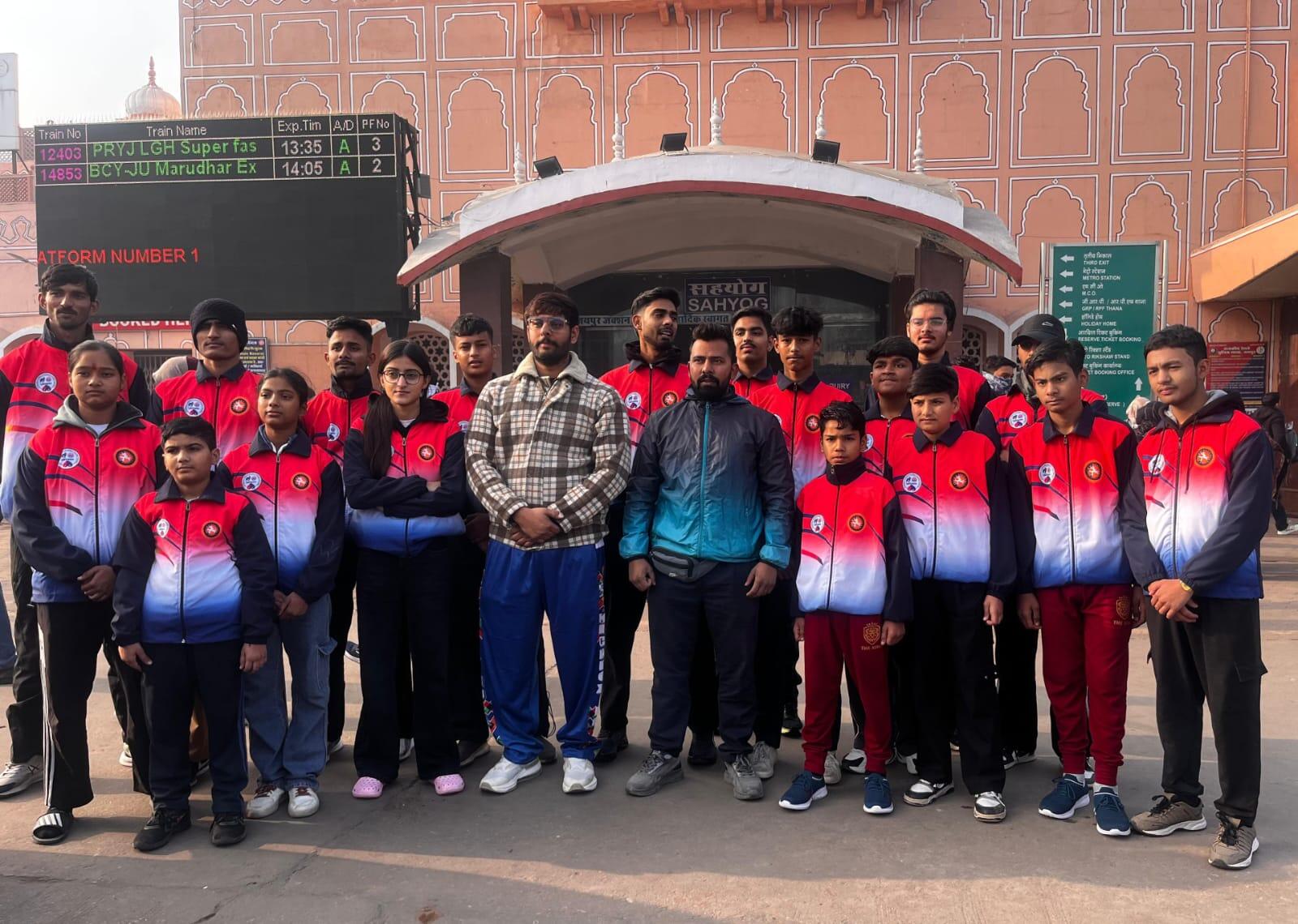 गोवा में राजस्थान के रेसलर दिखाएंगे दम: राष्ट्रीय चैंपियनशिप के लिए टीम रवाना