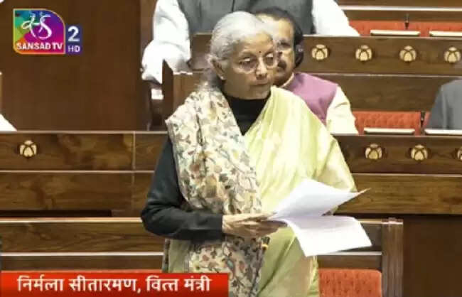 संसद ने बीमा क्षेत्र में एफडीआई को 100 फीसदी तक बढ़ाने वाला विधेयक किया पारित