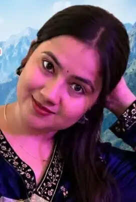 25 वर्षीय शिवानी बनीं पांवटा साहिब की राजनीति का बड़ा सितारा, निर्दलीय जीता जिला परिषद चुनाव