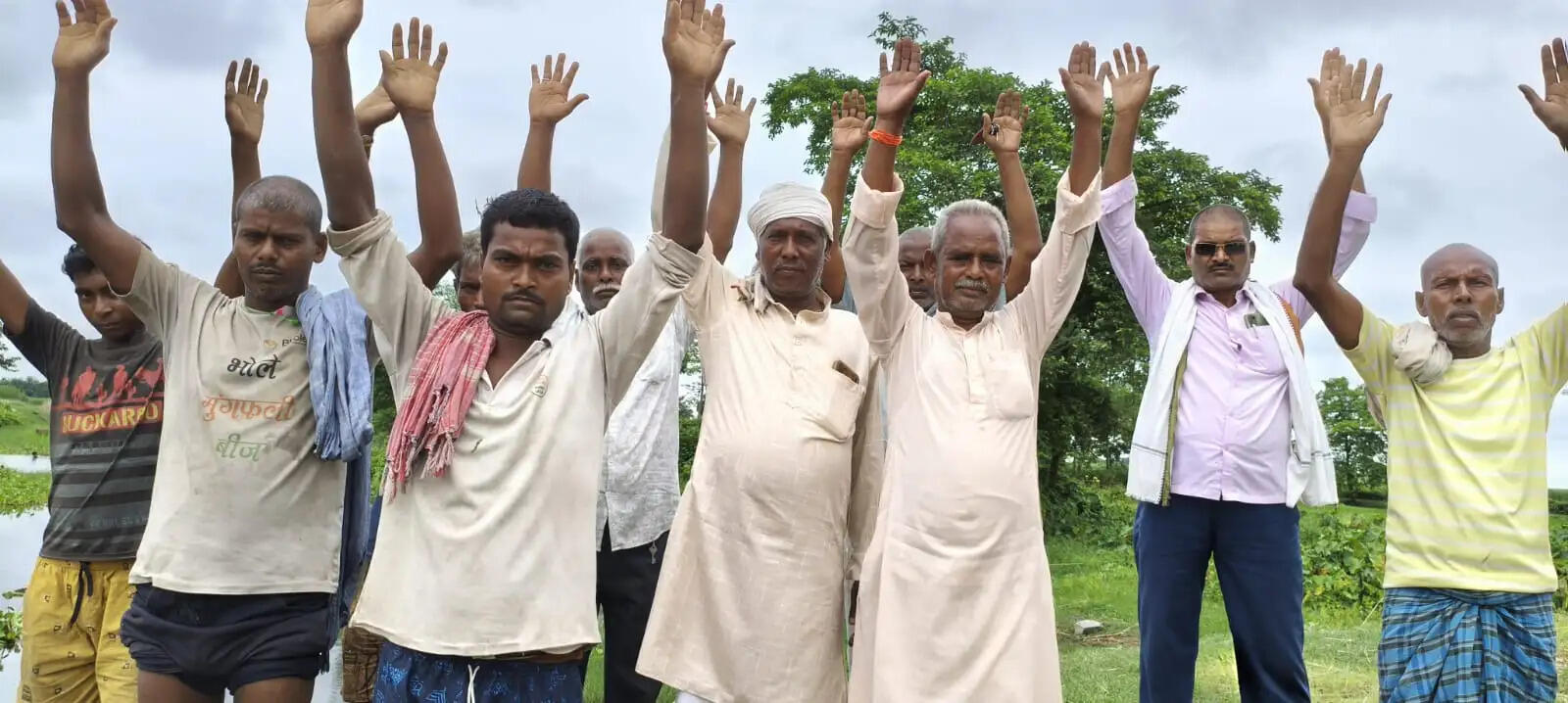 बहेडवा नदी में अब तक नहीं बना पुल, ग्रामीणों भारी आक्रोश