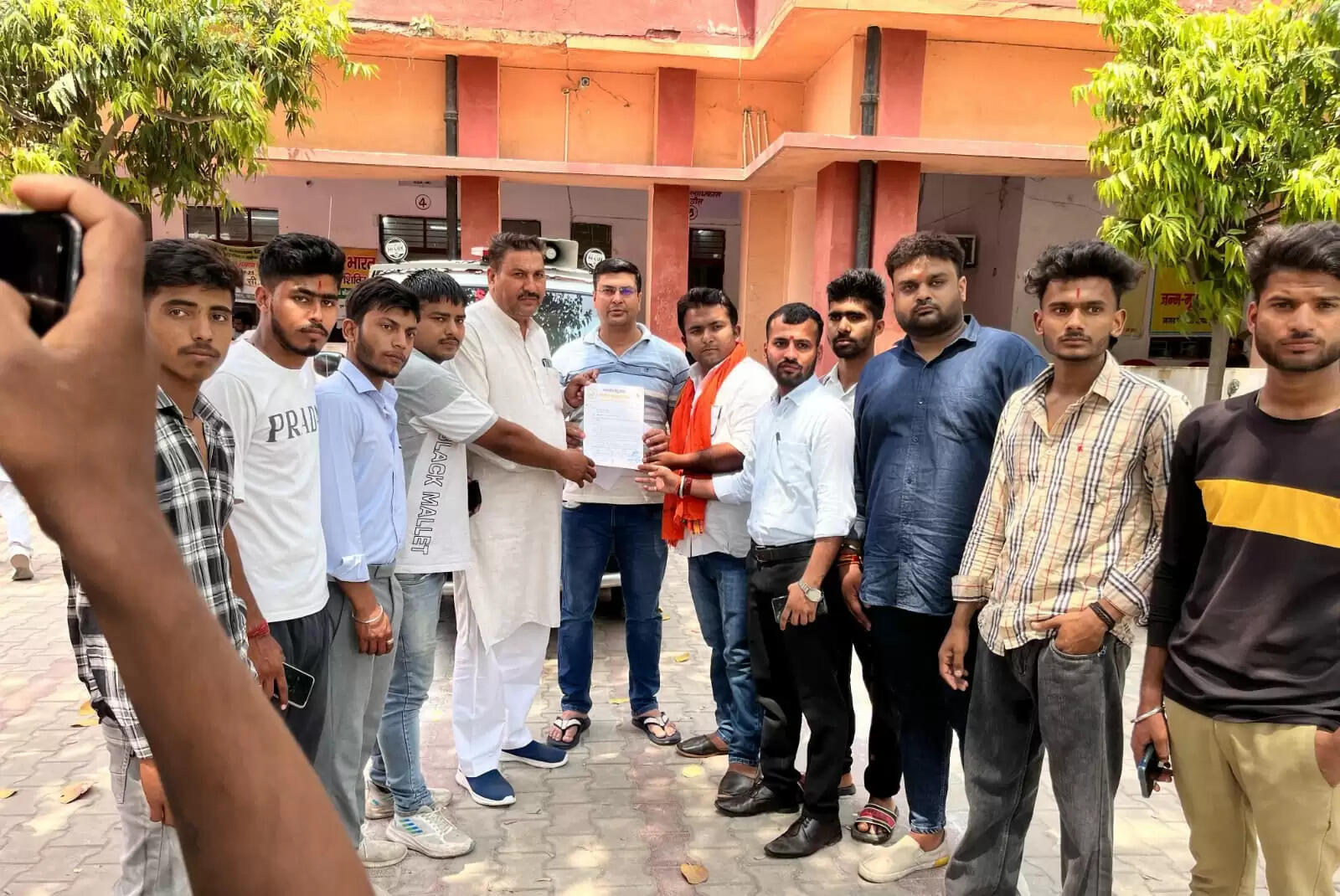 बंगाल में फैल रहा कट्टरवाद, लगाया जाए राष्ट्रपति शासन : बजरंग दल