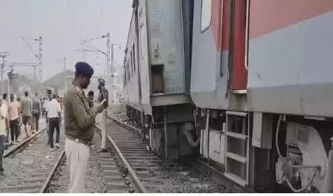 ओडिशा के जाजपुर में चेन्नई–न्यू जलपाईगुड़ी एक्सप्रेस की तीन बोगियां पटरी से उतरीं, कोई हताहत नहीं