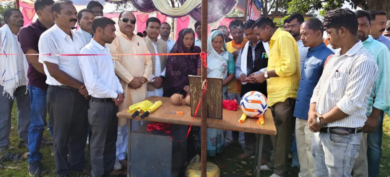 अनूपपुर: भेजरी में जगतगुरु माऊली सरकार अंतरराज्यीय फुटबॉल प्रतियोगिता का भव्य शुभारंभ