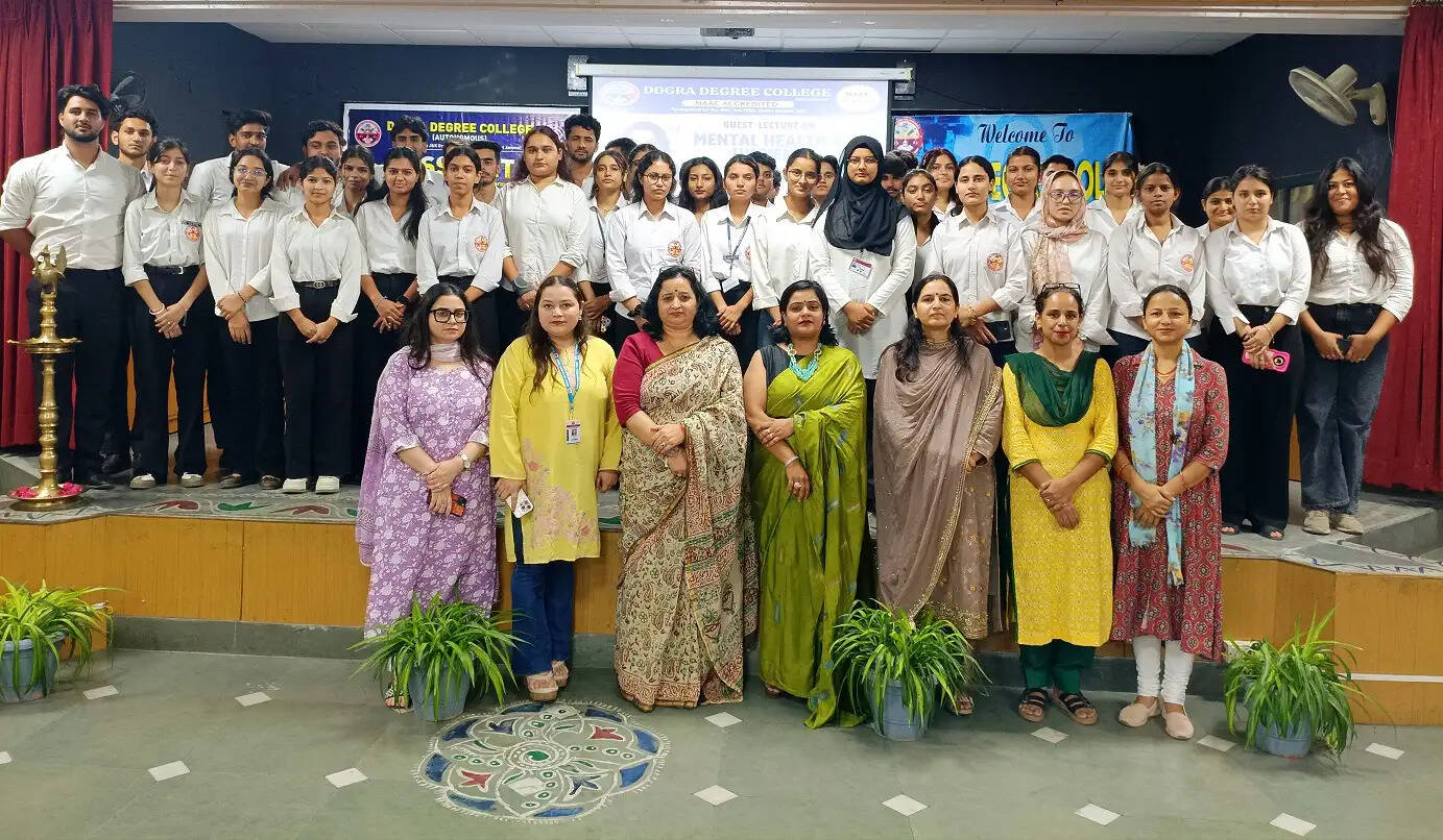 मानसिक स्वास्थ्य एवं स्वच्छता पर व्याख्यान : विशेषज्ञ ने विद्यार्थियों को भावनात्मक स्वास्थ्य, तनाव प्रबंधन और स्वस्थ दिनचर्या के प्रति किया जागरूक