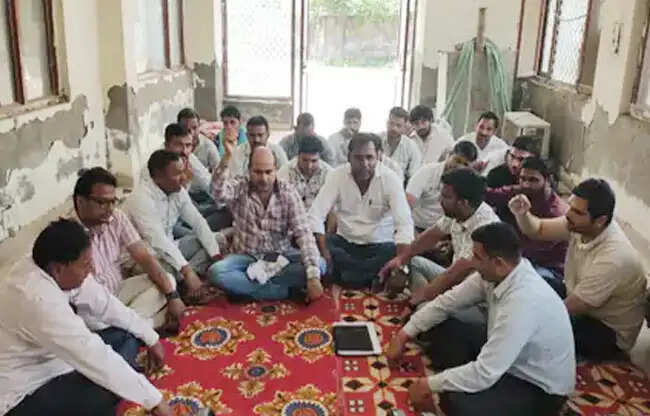 सोनीपत: कनेक्शन काटने पर धमकी देने वाले सरपंच पर मुकदमा