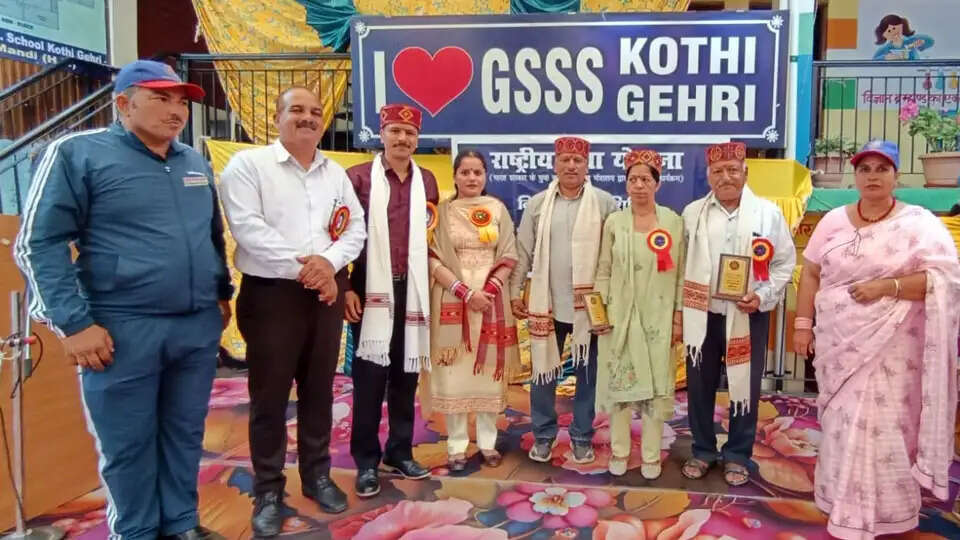 कोठी गैहरी पाठशाला का सात दिवसीय एनएसएस शिविर संपन्न