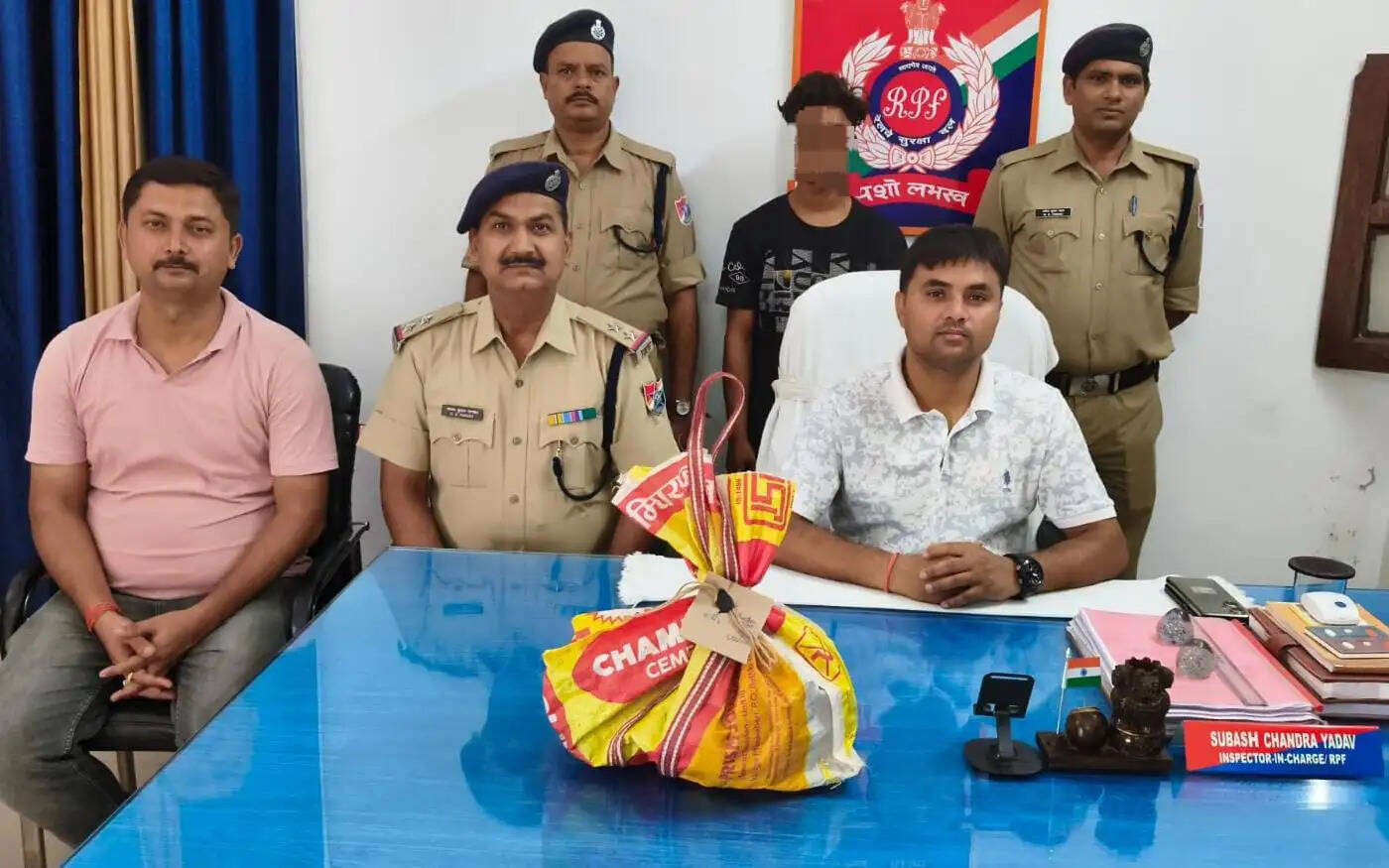 रेलवे ट्रैक से चोरी हुए 31 पेंड्राल क्लिप बरामद, आरपीएफ ने कांड का किया उद्भेदन