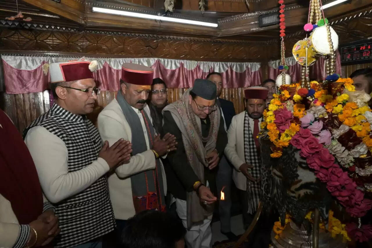 कंडार देवता और हरि महाराज के डोली के सानिध्य माघ मेले का मुख्यमंत्री ने किया शुभारंभ