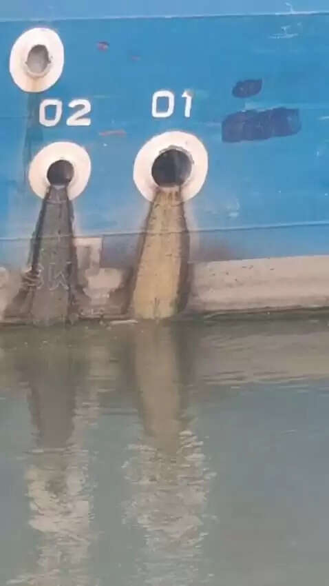 गंगा में मलजल गिराने के मामले में अलकनंदा क्रूज संचालक पर लगा पांच हजार जुर्माना