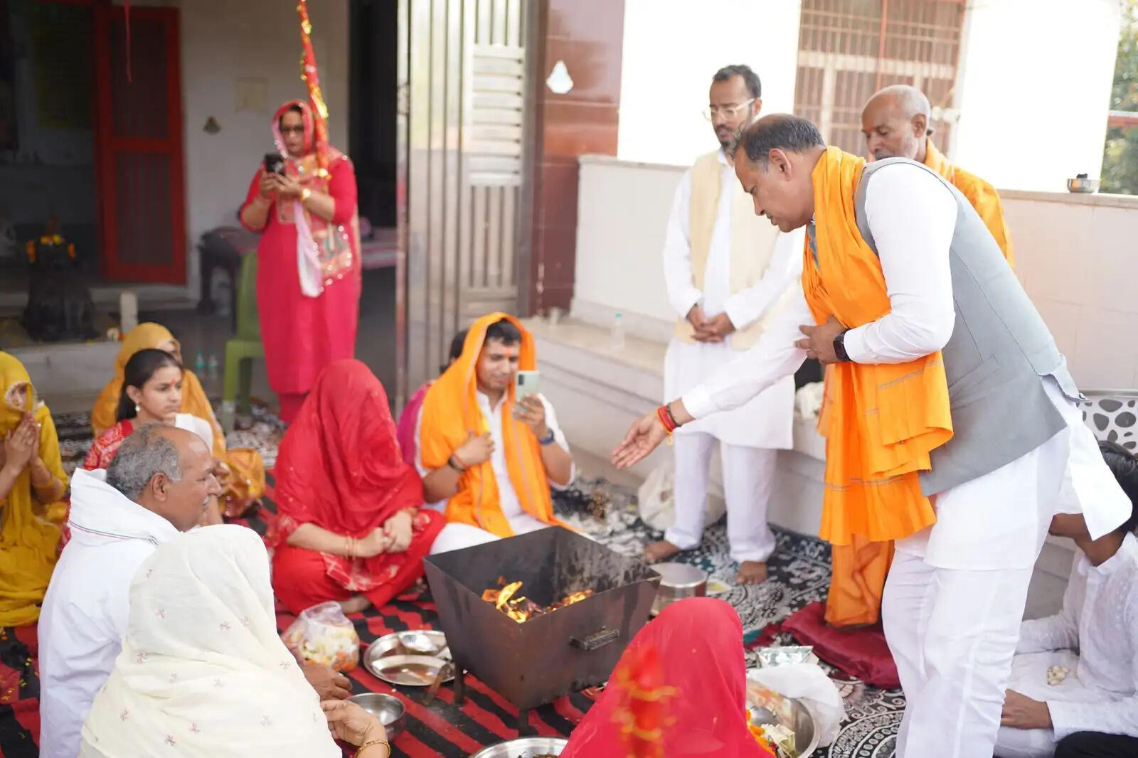 मंत्री इंद्राज हनुमान जयंती पर आयोजित विभिन्न कार्यक्रमों में शामिल हुए