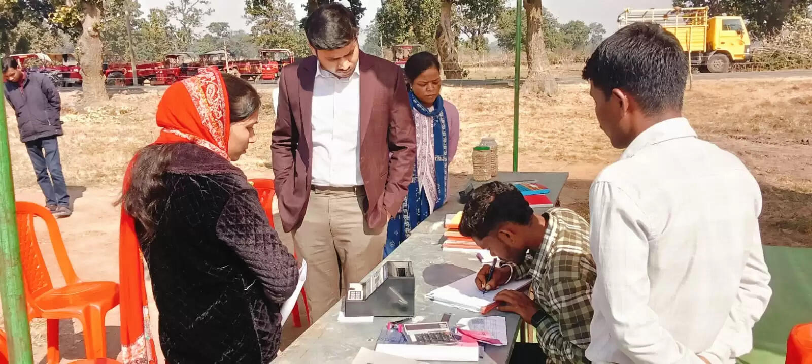 कोरिया: जिले में 120 बोरी अवैध धान जब्त, कई किसानों का अमानक धान रिजेक्ट