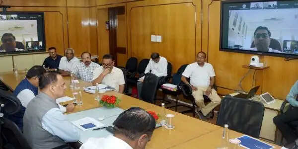 हाईकोर्ट भवन के पुनर्वास कार्य में तेजी लाएं, सुरक्षा से समझौता नहीं : मुख्य सचिव