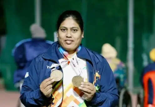 एशियन पैरा खेल : भाग्यश्री ने गोला फेंक में जीता रजत, 100 मीटर दौड़ में राकेशभाई को कांस्य