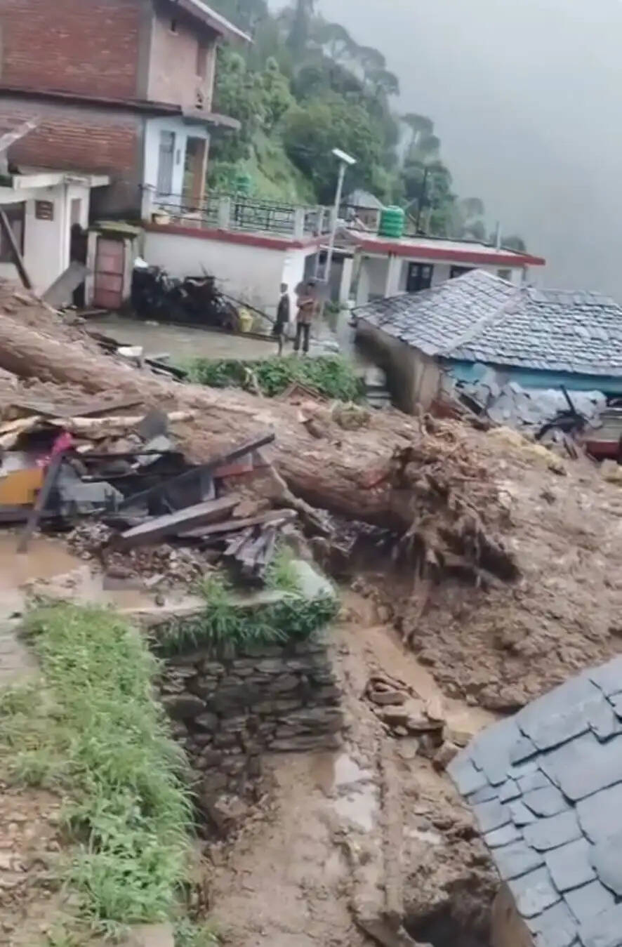 (राउंड अप) हिमाचल में 27 जुलाई तक भारी बारिश का अलर्ट, कांगड़ा में बादल फटने से, कई मकान क्षतिग्रस्त