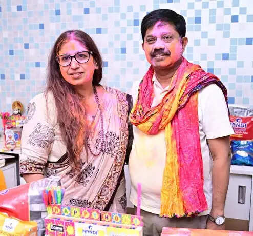 मंत्री नन्दी ने प्रदेशवासियों को दी होली की शुभकामनाएं