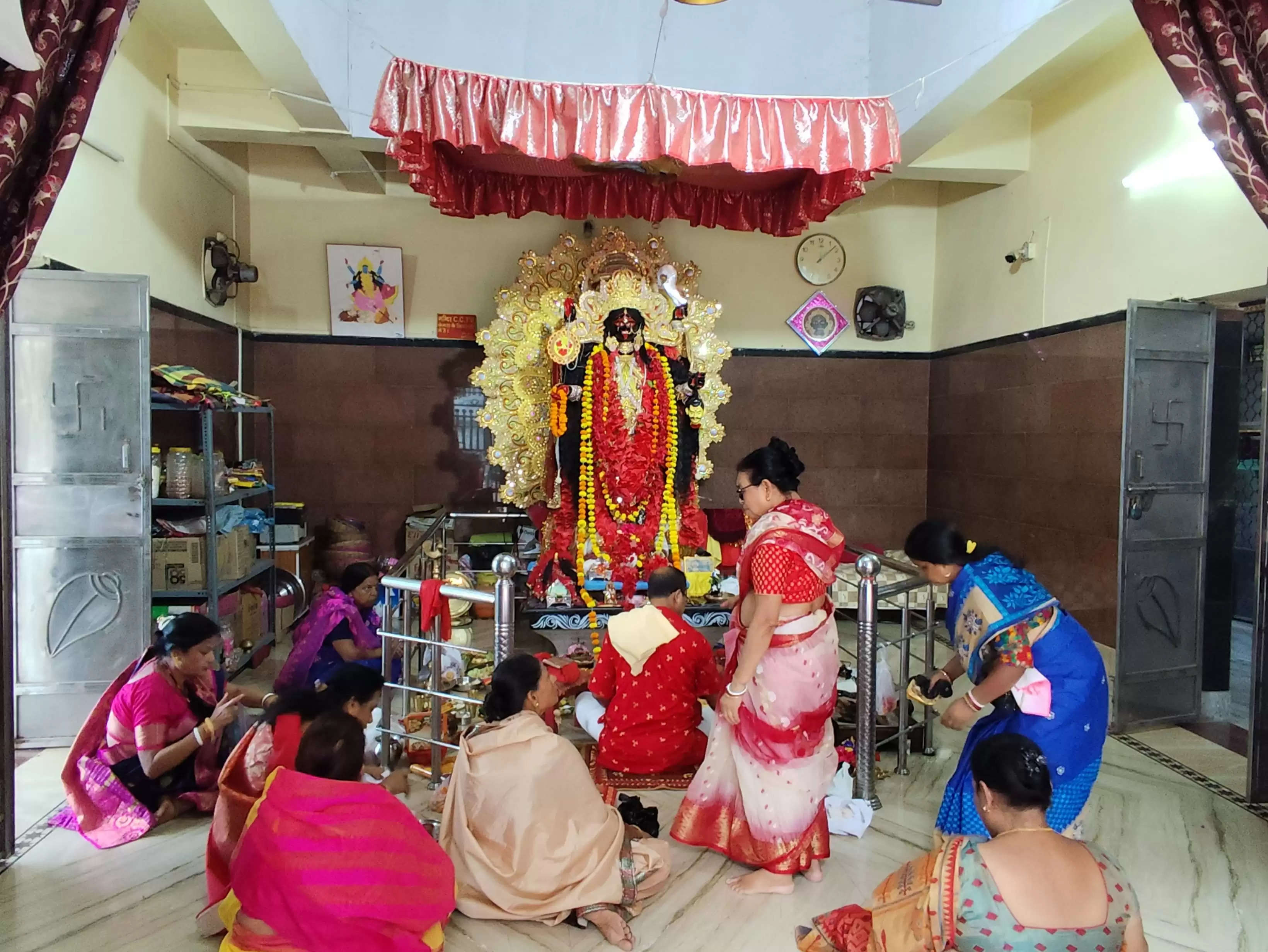 बूढ़ी काली मंदिर सहित विभिन्न मंदिरों में अमावस्या पर हुई पूजा