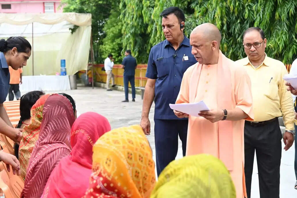 गंभीर बीमारियों के इलाज में सरकार करेगी भरपूर मदद : मुख्यमंत्री योगी