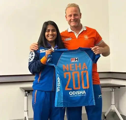 हॉकी इंडिया ने मिडफील्डर नेहा को 200 अंतरराष्ट्रीय मैच पूरे करने पर दी बधाई