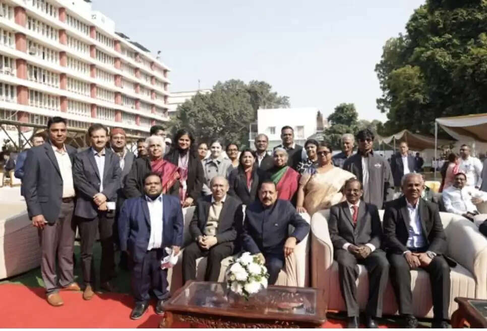 केंद्रीय मंत्री डॉ. जितेन्द्र सिंह ने गहरे समुद्र मिशन के वैज्ञानिकों को किया सम्मानित