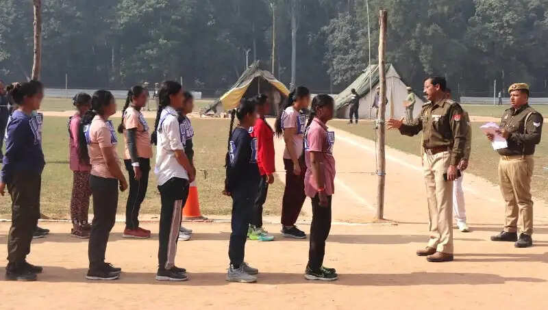 उत्तर प्रदेश में 12 जनपदों की पीएसी वाहिनी प्रांगणों में आरम्भ करायी गयी शारीरिक दक्षता परीक्षा&nbsp;&nbsp;