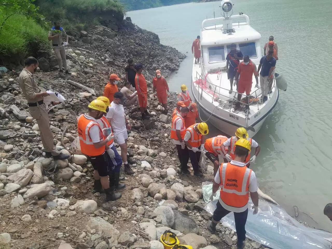 समेज आपदा: बचाव दलों को सुन्नी डैम के पास मिले दो और शव, नहीं हुई शिनाख्त