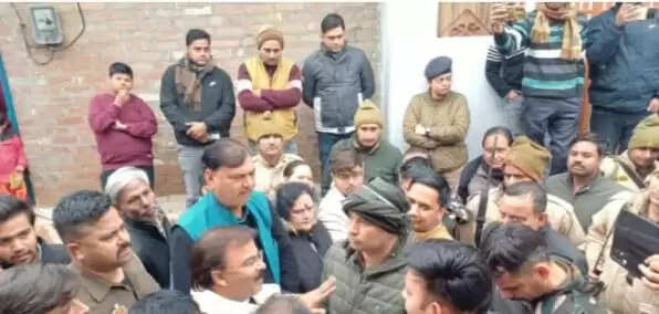 नेशनल हेराल्ड के मामले में कांग्रेस कार्यकर्ताओं ने भाजपा को कोसा, प्रशासन रहा अलर्ट