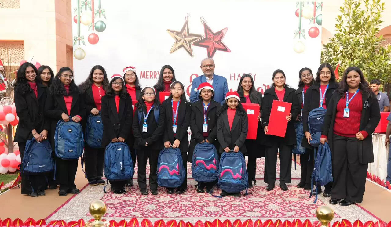 क्रिसमस प्रेम और करूणा का संदेश देता है: उपराष्ट्रपति