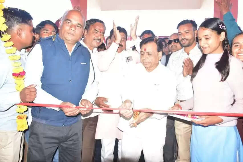मंदसौरः उप मुख्यमंत्री देवड़ा ने किया विभिन्न विकास कार्यों का लोकार्पण एवं भूमिपूजन