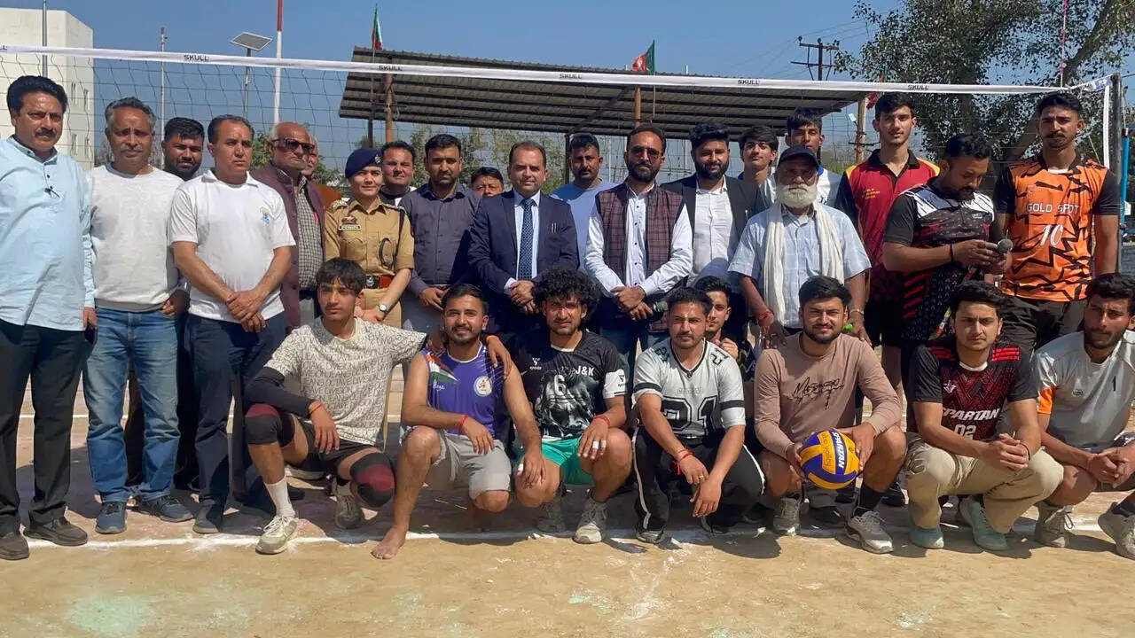 स्वस्थ राष्ट्र समृद्ध राष्ट्र पहल के तहत हीरानगर में जिला स्तरीय खेल प्रतियोगिता आयोजित