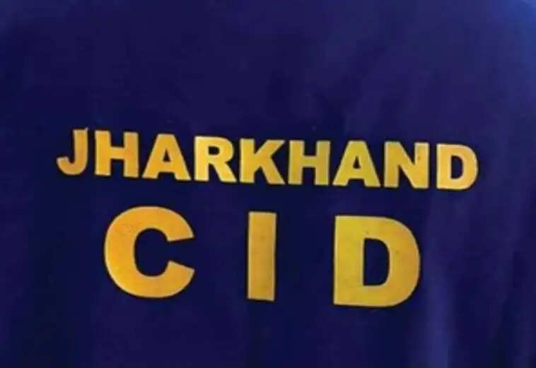 गूगल पर फर्जी कस्टमर केयर का नंबर डालकर 19.85 लाख की साइबर ठगी, तीन आरोपित गिरफ्तार