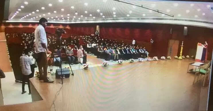 स्मार्ट इंडिया है हैकाथॉन 2025 के ग्रैंड फिनाले के लिए निर्णायक मंडल नियुक्त किया गया