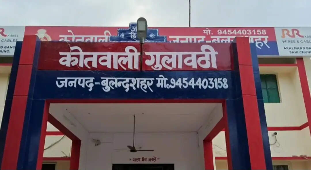 बुलंदशहर सड़क हादसे में तीन श्रद्धालुओं की मौत
