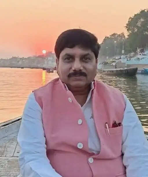 विश्व वृद्ध दुर्व्यवहार जागरूकता दिवस पर महानगर अध्यक्ष ने बुजुर्ग नेताओं का किया स्मरण